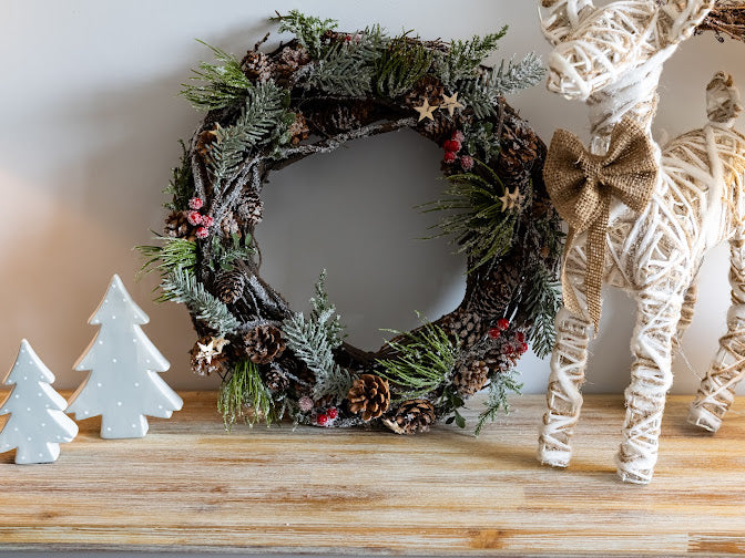 Deluxe Christmas Wreath (41cm)